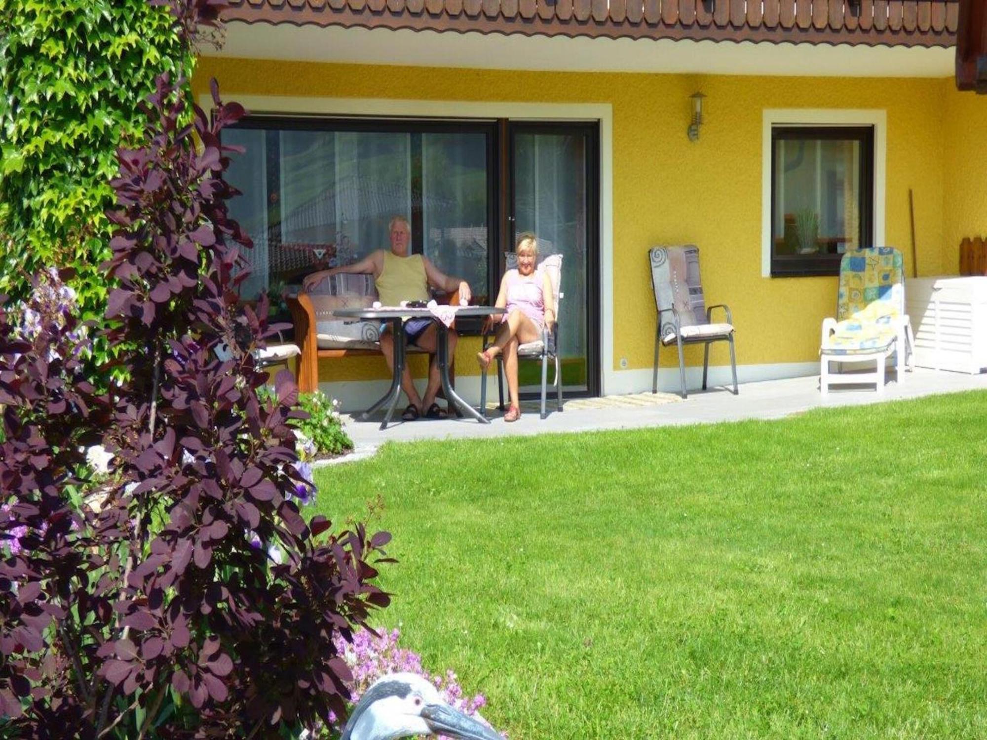 Scenic Apartment With Balcony Garden Deckchairs Barbecue Gleißenberg Exterior foto